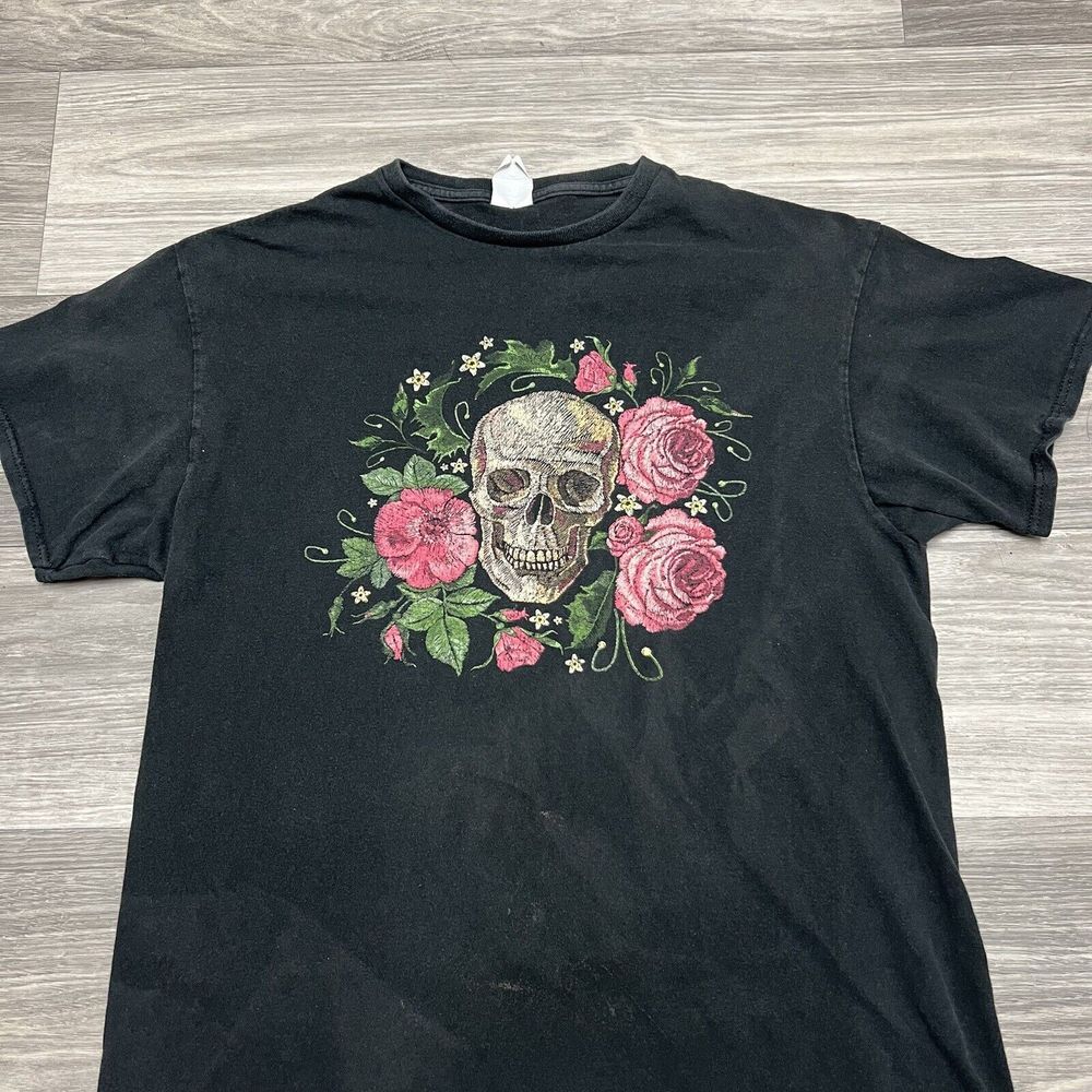 Vintage Y2K Skull Rose Flower T Shirt Adult S/M Black Faded Punk Goth Emo Cyber